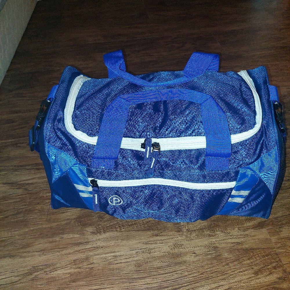 Protégé Duffle Bag 18" TSA approved carry-on